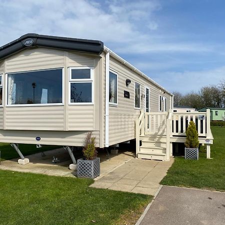 Tattershall Lakes Kingfisher Caravan 8 Berth With Hot Tub & Wifi Exterior foto