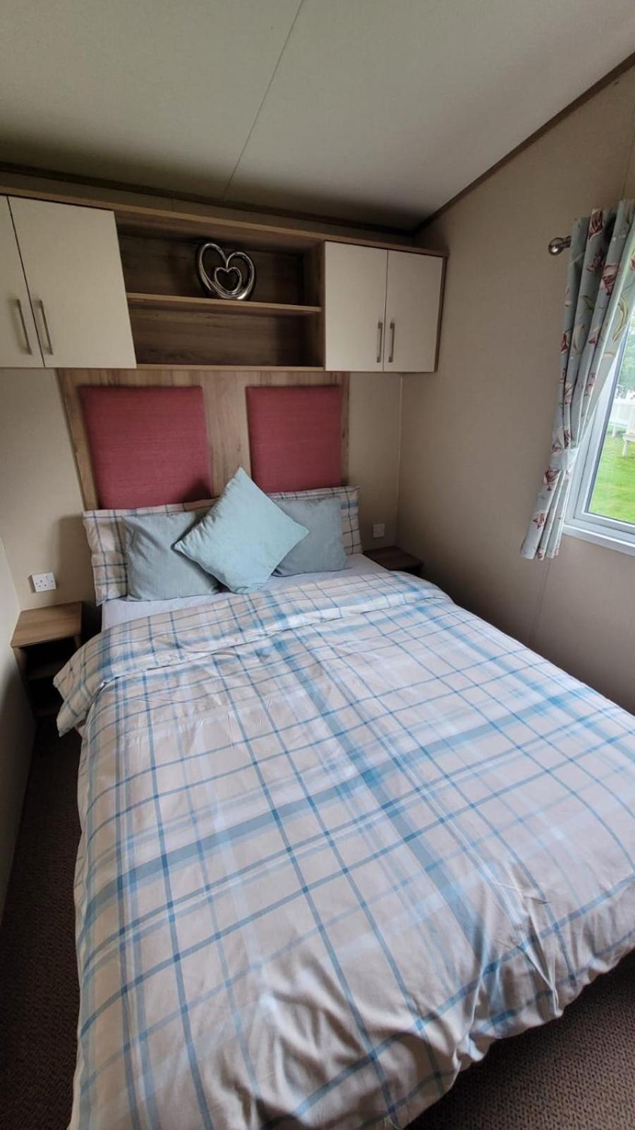 Tattershall Lakes Kingfisher Caravan 8 Berth With Hot Tub & Wifi Exterior foto